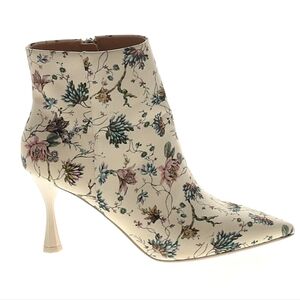 Antonio Melani x Nicola Bathie floral French country ankle boot heel